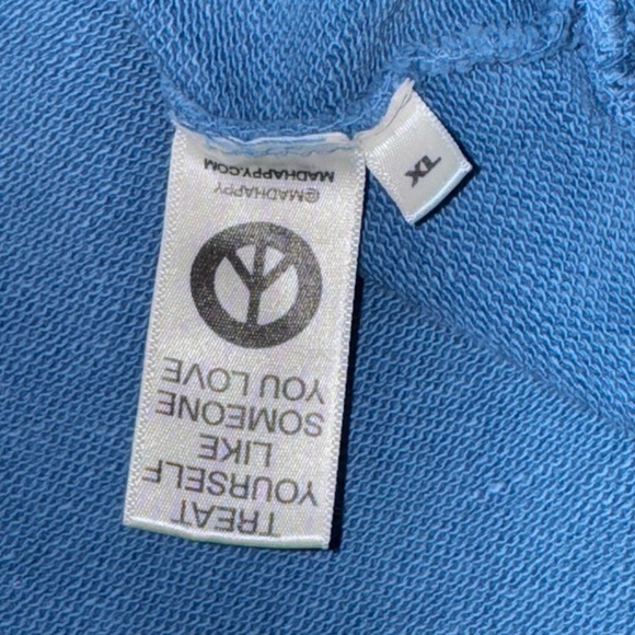 MadHappy Campus Essentials Cropped Blue Crewneck size XL - Picture 6 of 9